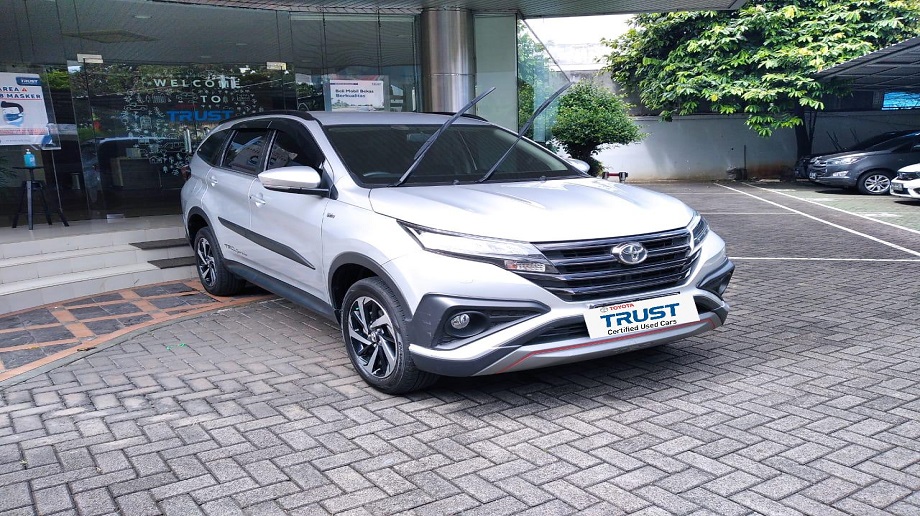 TOYOTA RUSH 1.5 S MT 2019